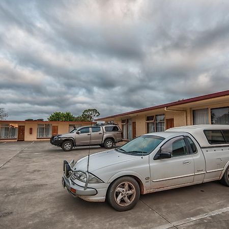 Heywood Motor Inn Екстериор снимка